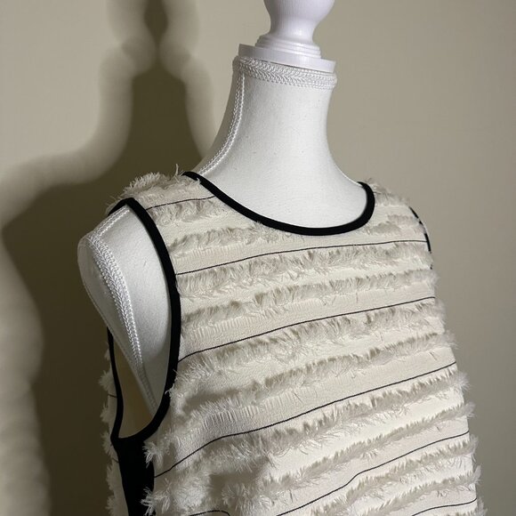 Vince Camuto -  White Textured Stripe Sheath Dress – Size 10 - Picture 6 of 8